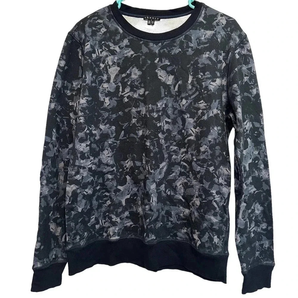 Theory women’s NWOT’s cotton sweatshirt. Size medium
